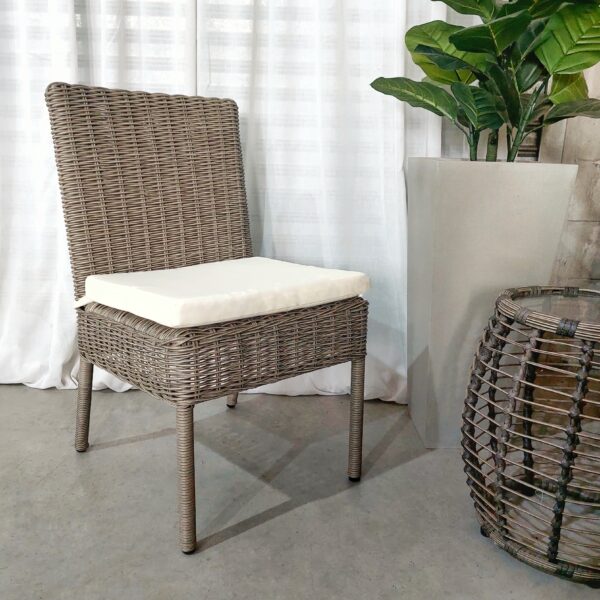 Silla de Rattan Sintético color Stone - Image 4